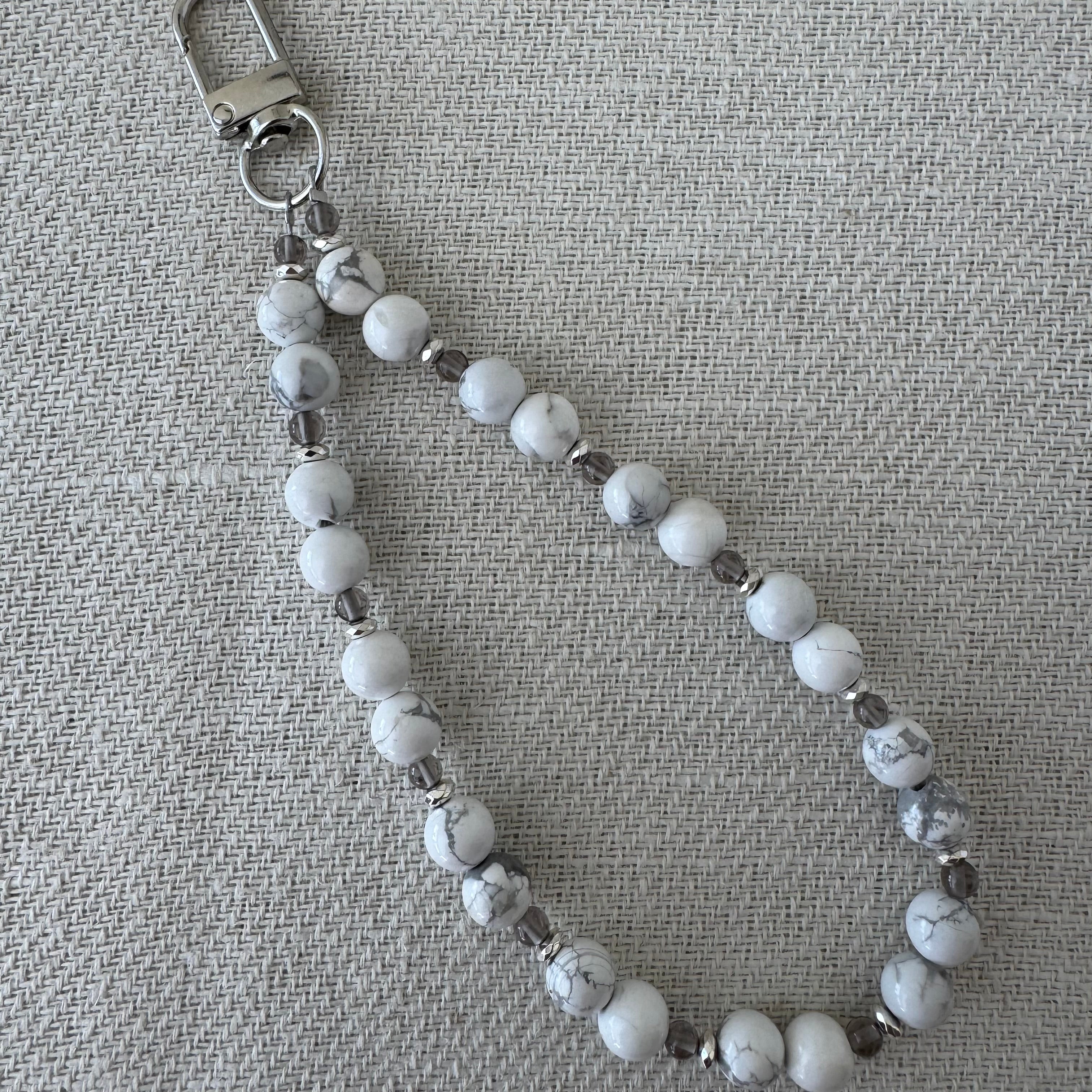 Phone strap - Howlite